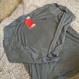 Long sleeve north face shirt